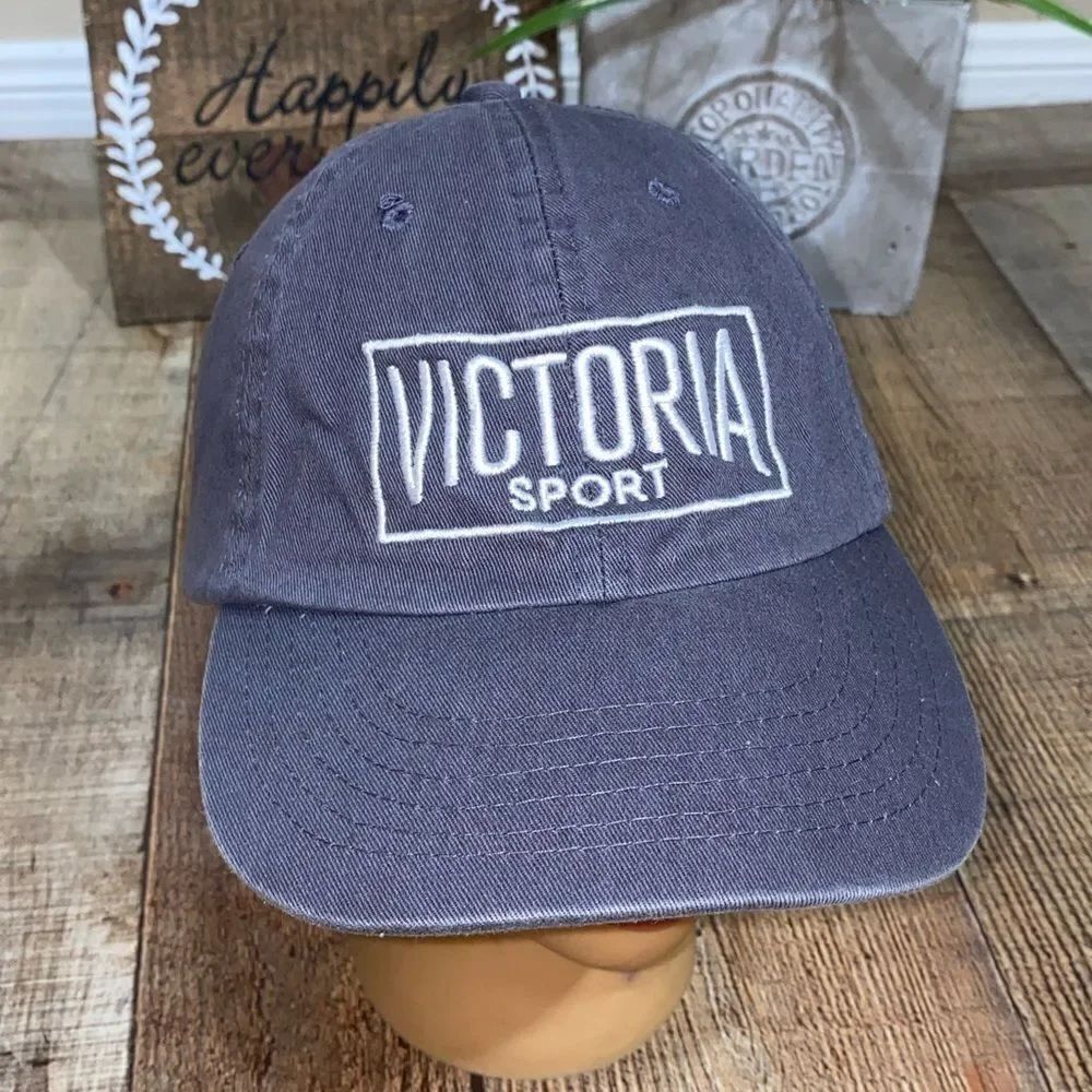 Victoria’s sport hat cap